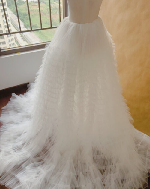 Fluffy ruffled tulle mesh
