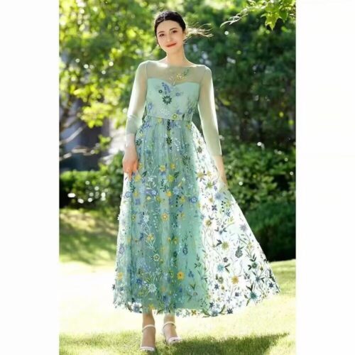 Multi-color floral embroidery lace material