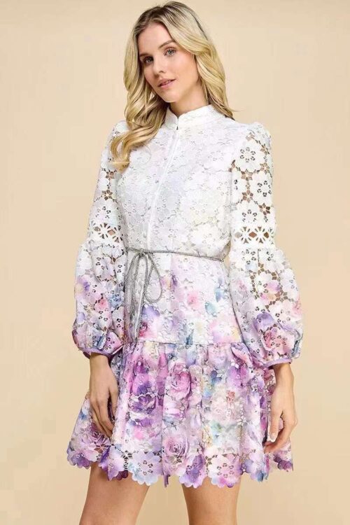 Gradient floral lace fabric